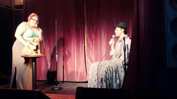 Friendlytown_howiedog